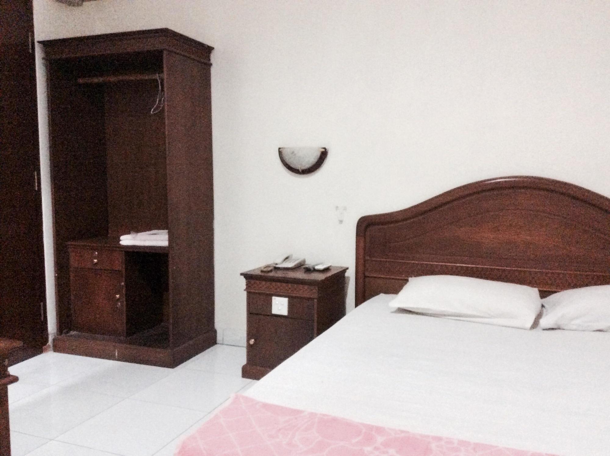 Oyo 2422 Rama Hotel Nagoya Dış mekan fotoğraf