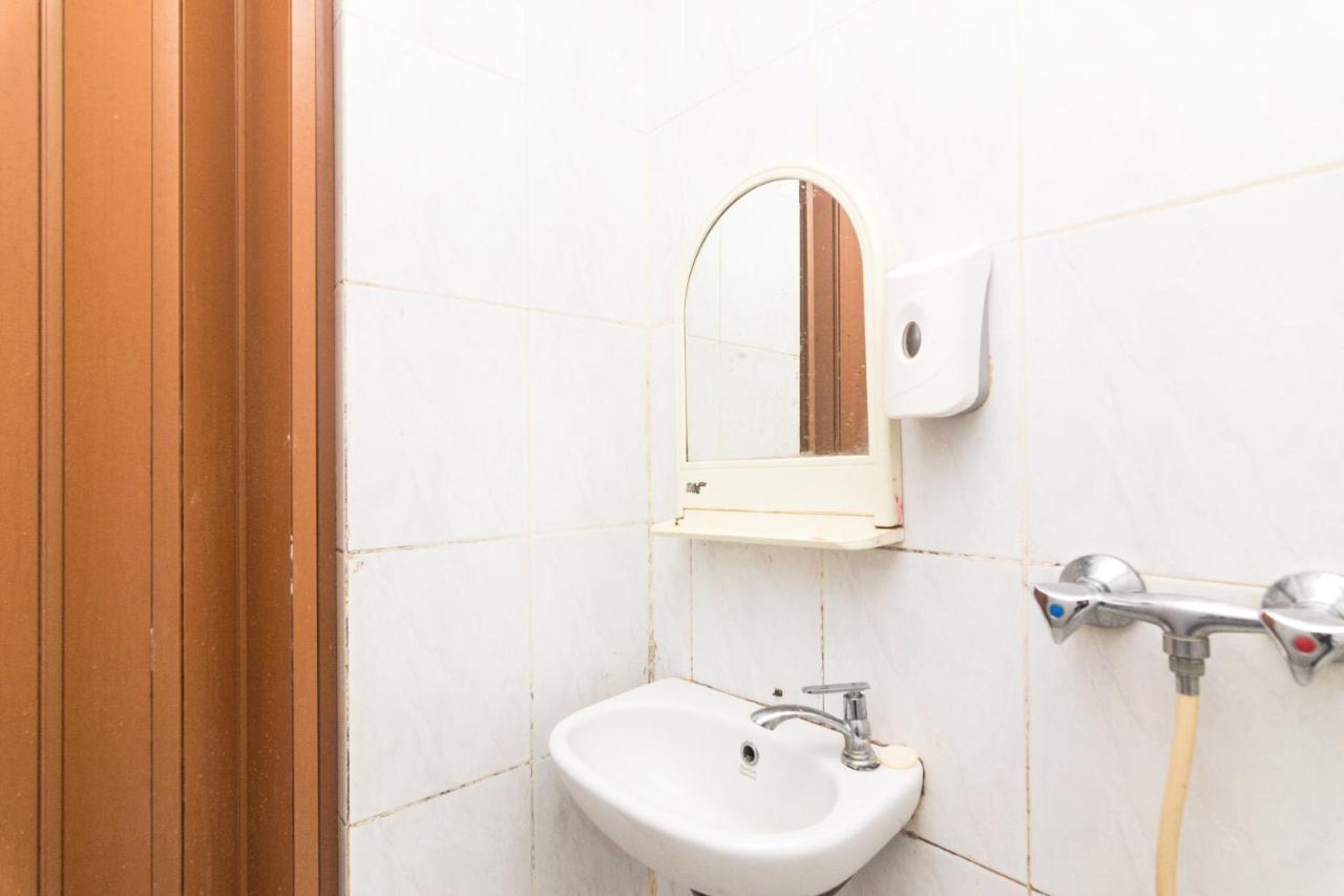 Oyo 2422 Rama Hotel Nagoya Dış mekan fotoğraf