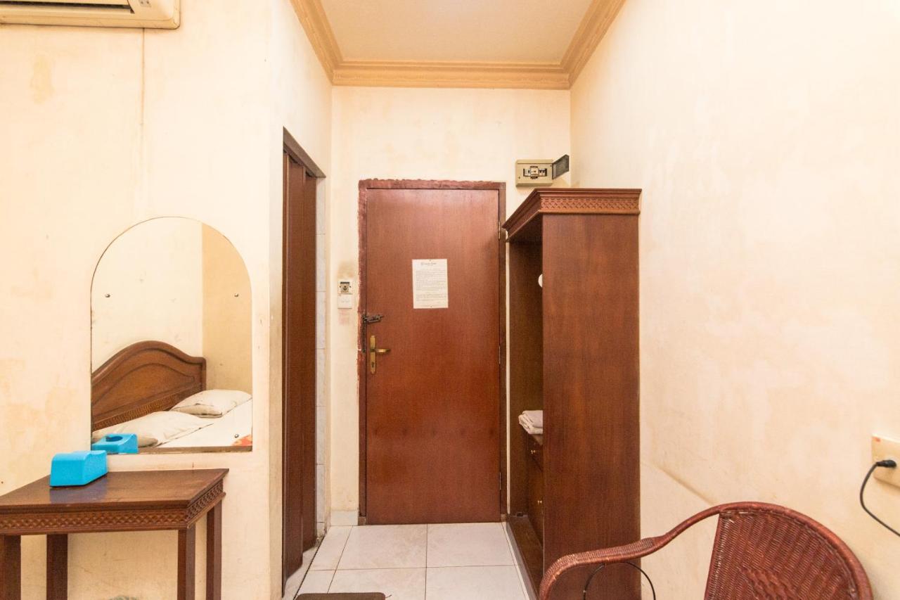 Oyo 2422 Rama Hotel Nagoya Dış mekan fotoğraf